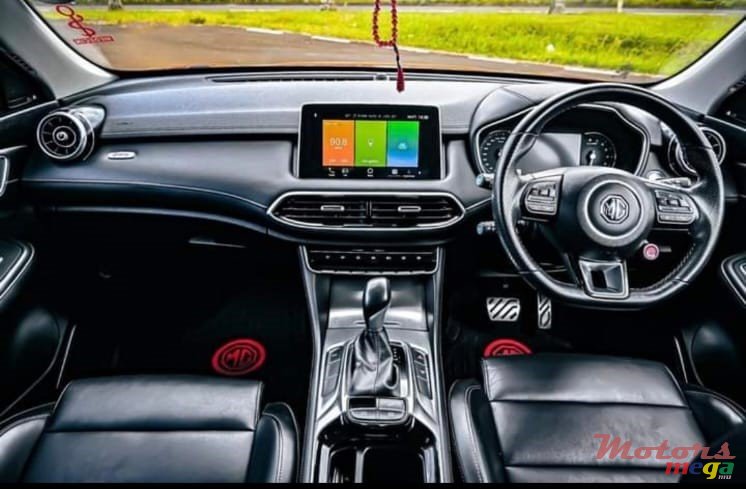 2021' MG HS Luxury photo #7