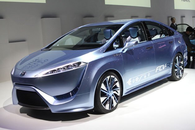 2015 Toyota Hydrogen Fuel Cell Car, Tokyo Debut