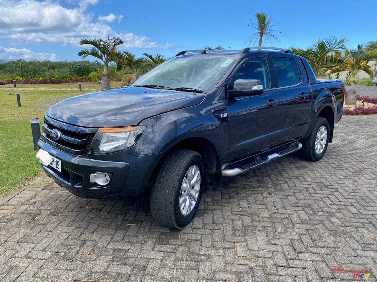 2015' Ford Ranger DOUBLE CABINE WILDTRAK photo #2