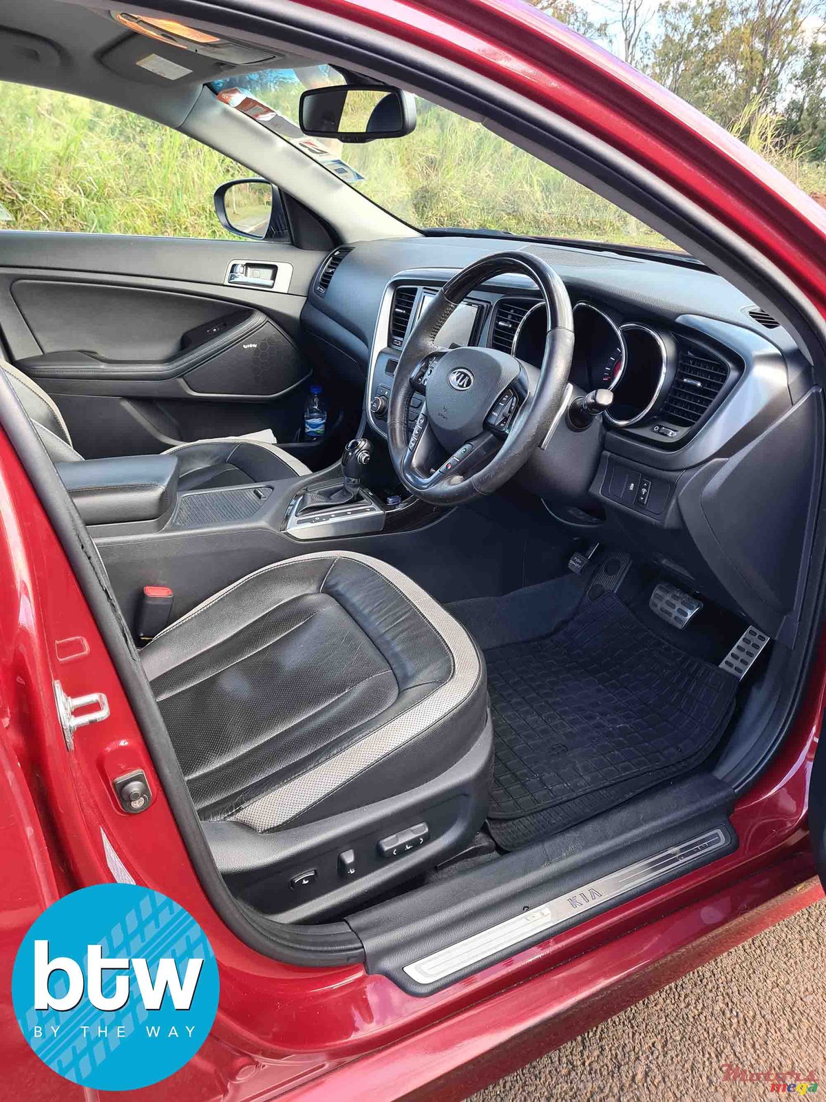 2012' Kia Optima photo #4