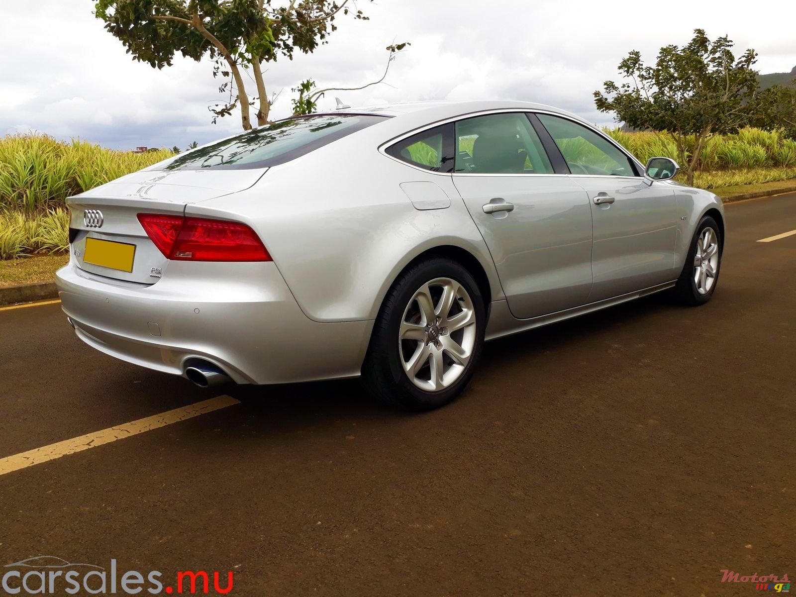 2011' Audi A7 2.8 FSI V6 photo #3