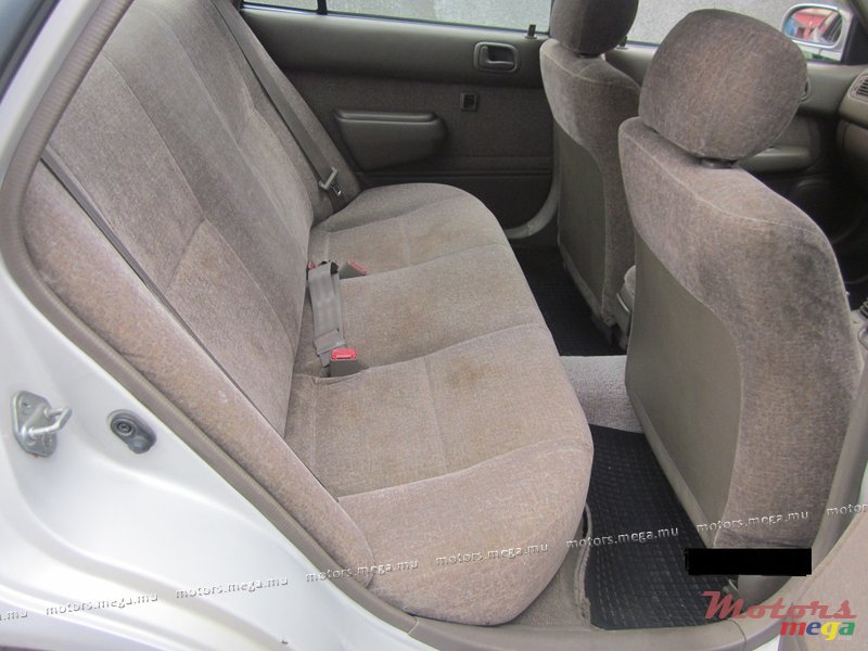 1997' Toyota Corolla XE-Saloon  photo #6