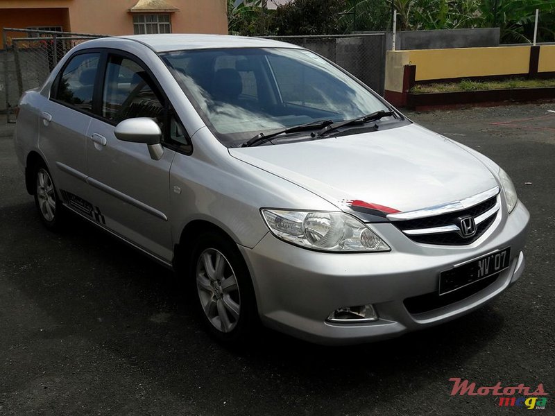 2007' Honda City photo #3