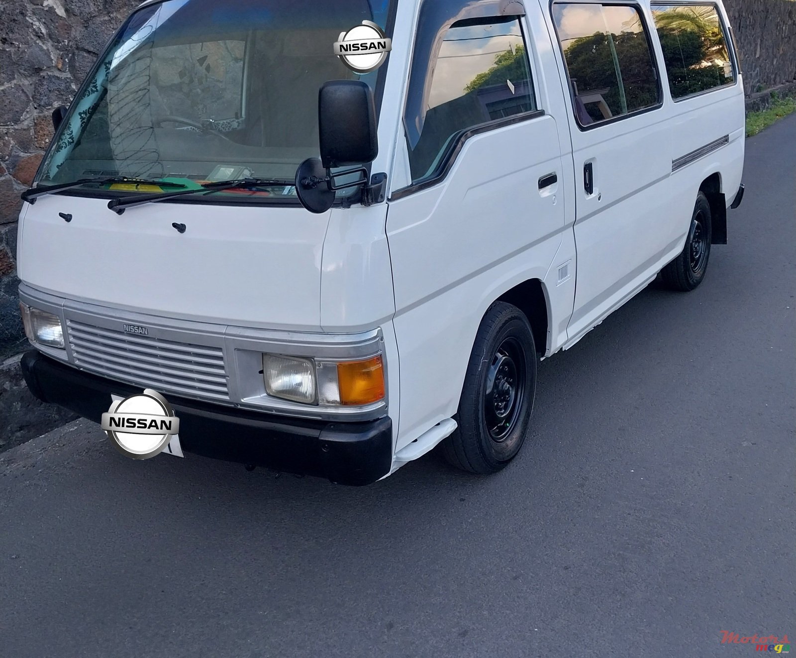 1997' Nissan photo #1