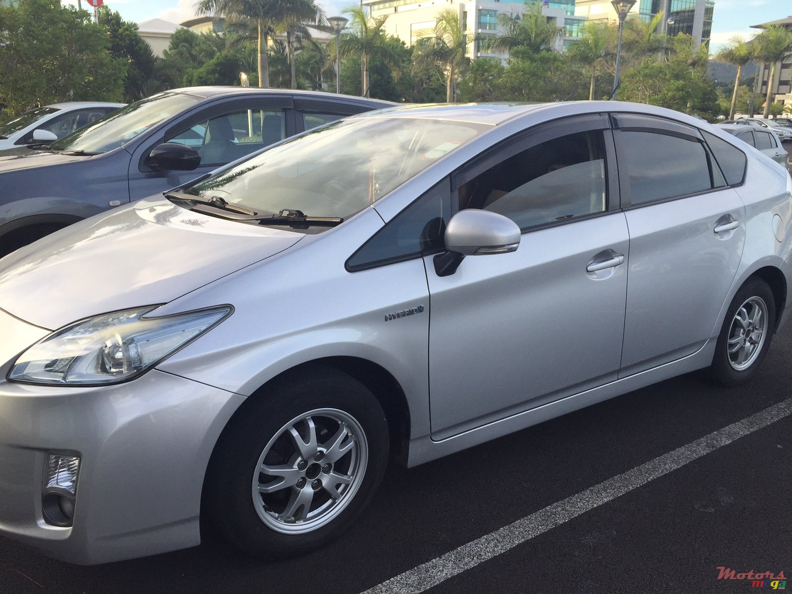 2010' Toyota Prius photo #1