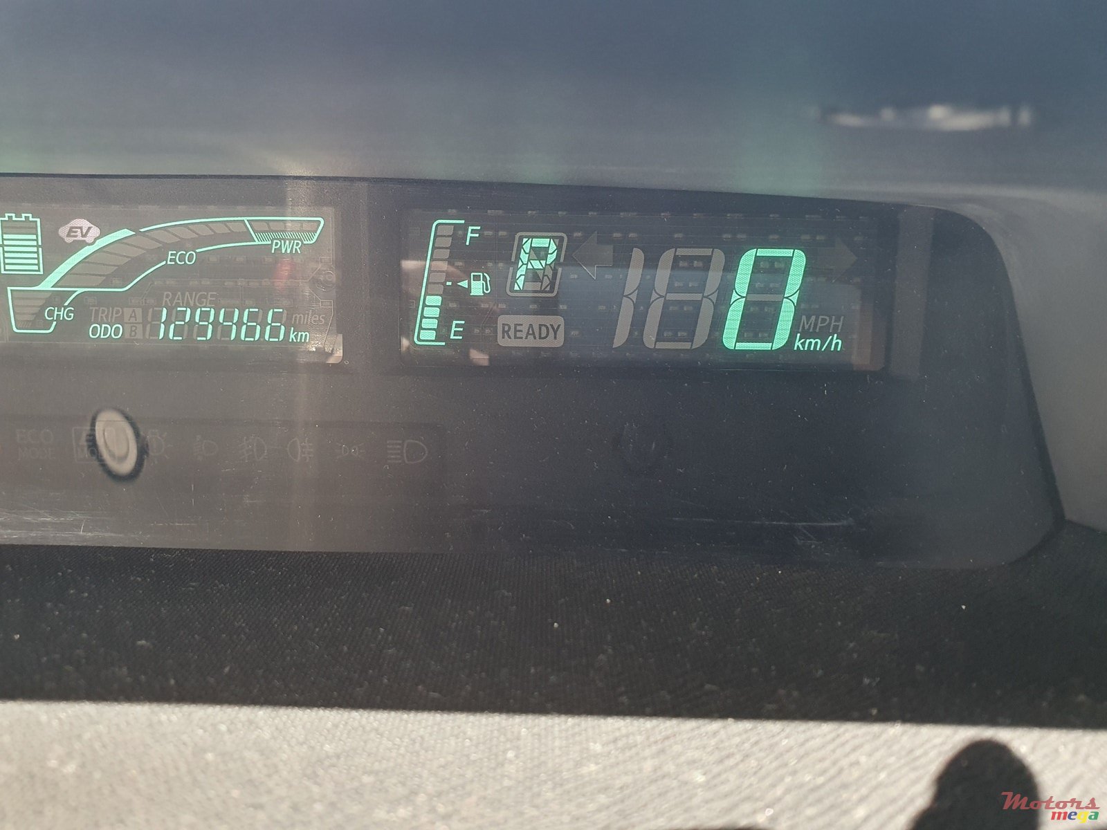 2013' Toyota Aqua photo #5