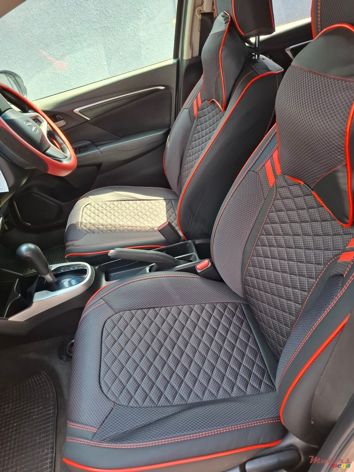 2016' Honda Fit photo #3