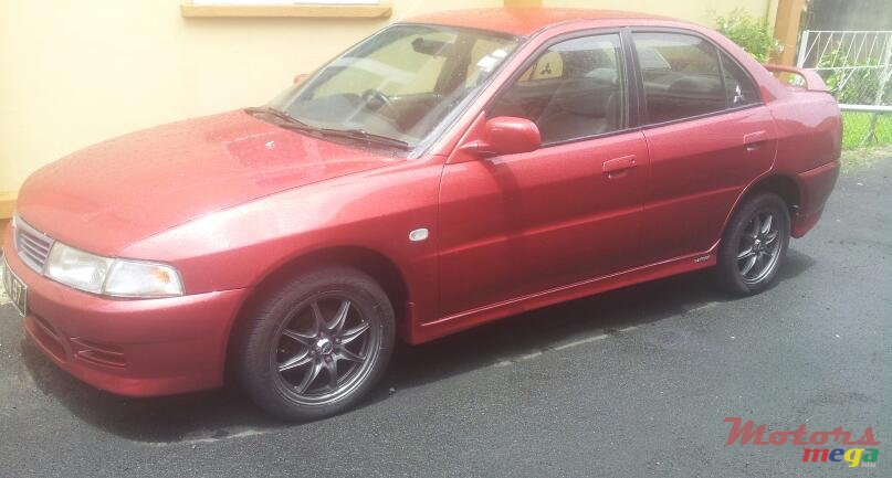 1997' Mitsubishi Lancer photo #1