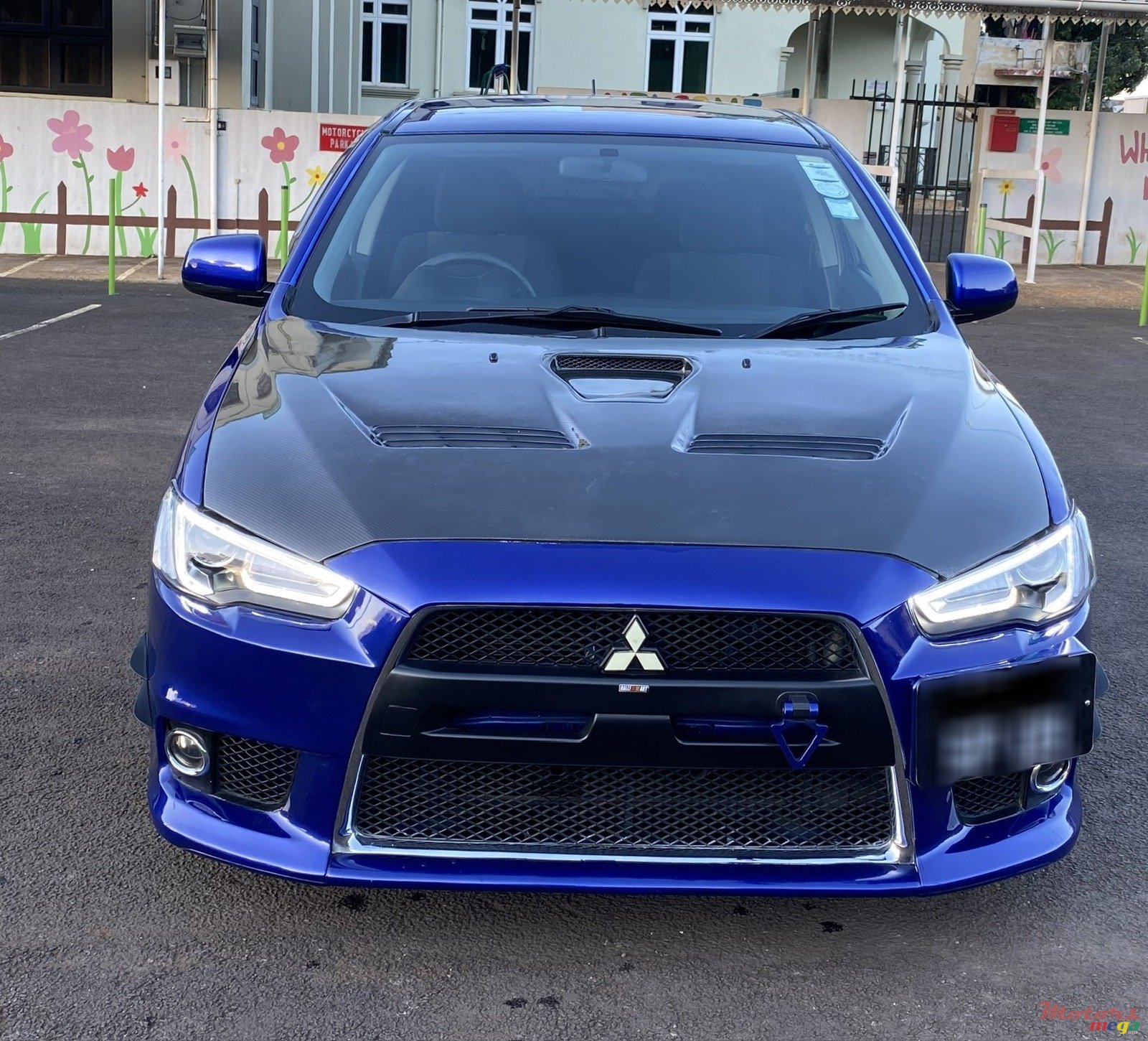 2009' Mitsubishi Lancer Ex photo #1