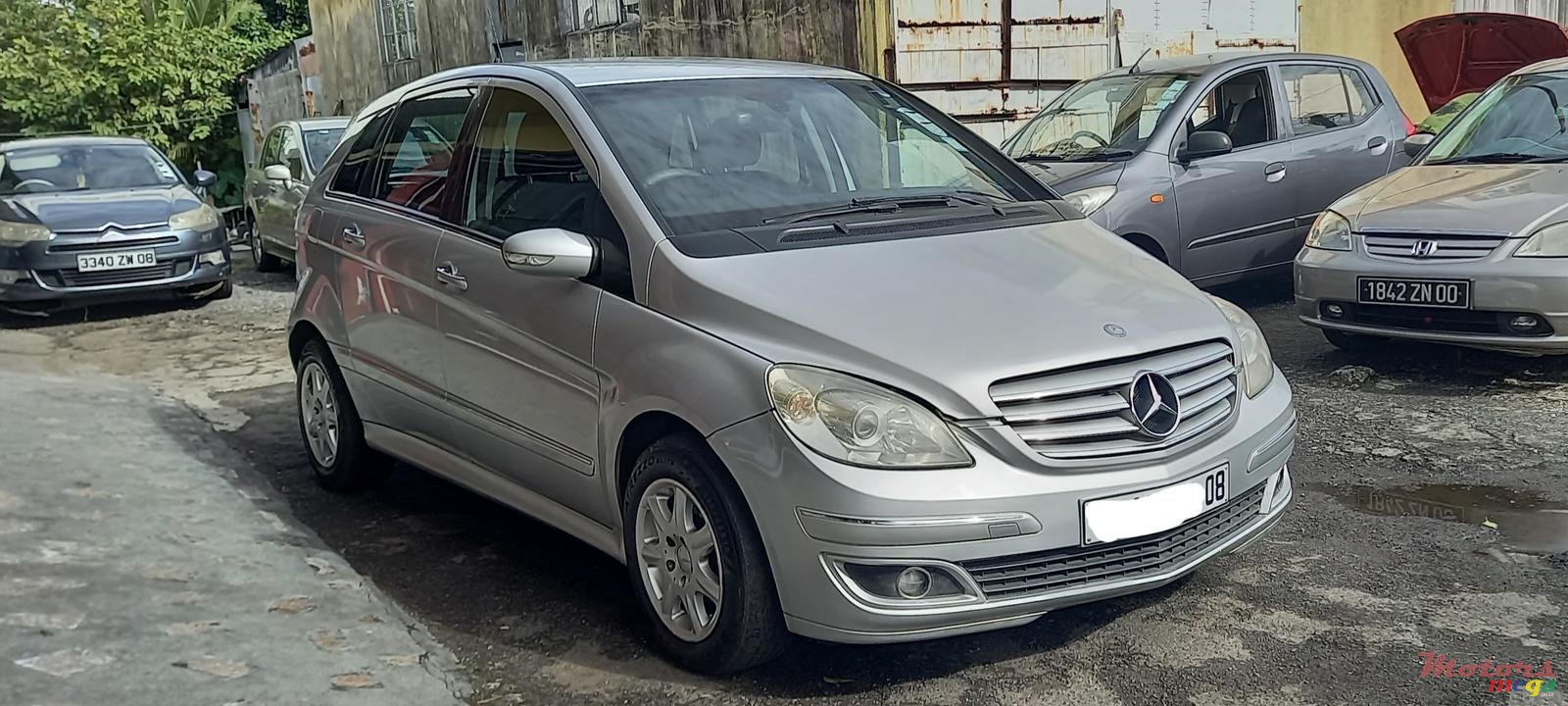 2008' Mercedes-Benz B 150 photo #1