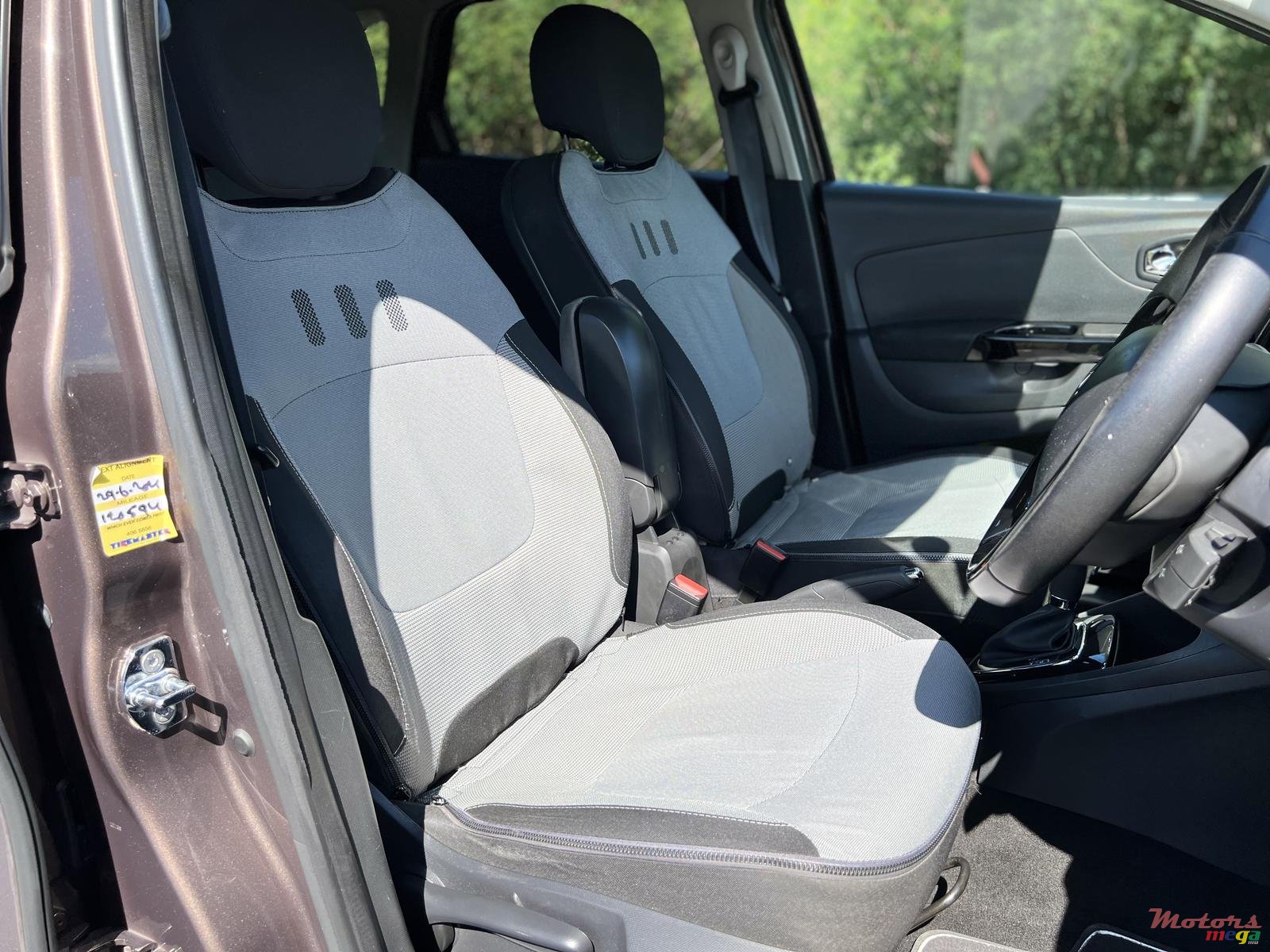 2014' Renault Captur photo #5