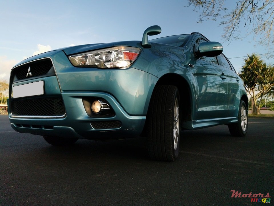 2010' Mitsubishi ASX RVR photo #3