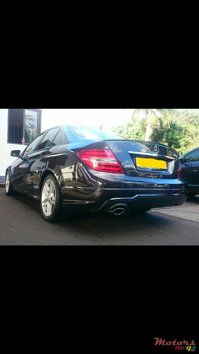 2011' Mercedes-Benz C-Class AMG Sports Package  photo #1