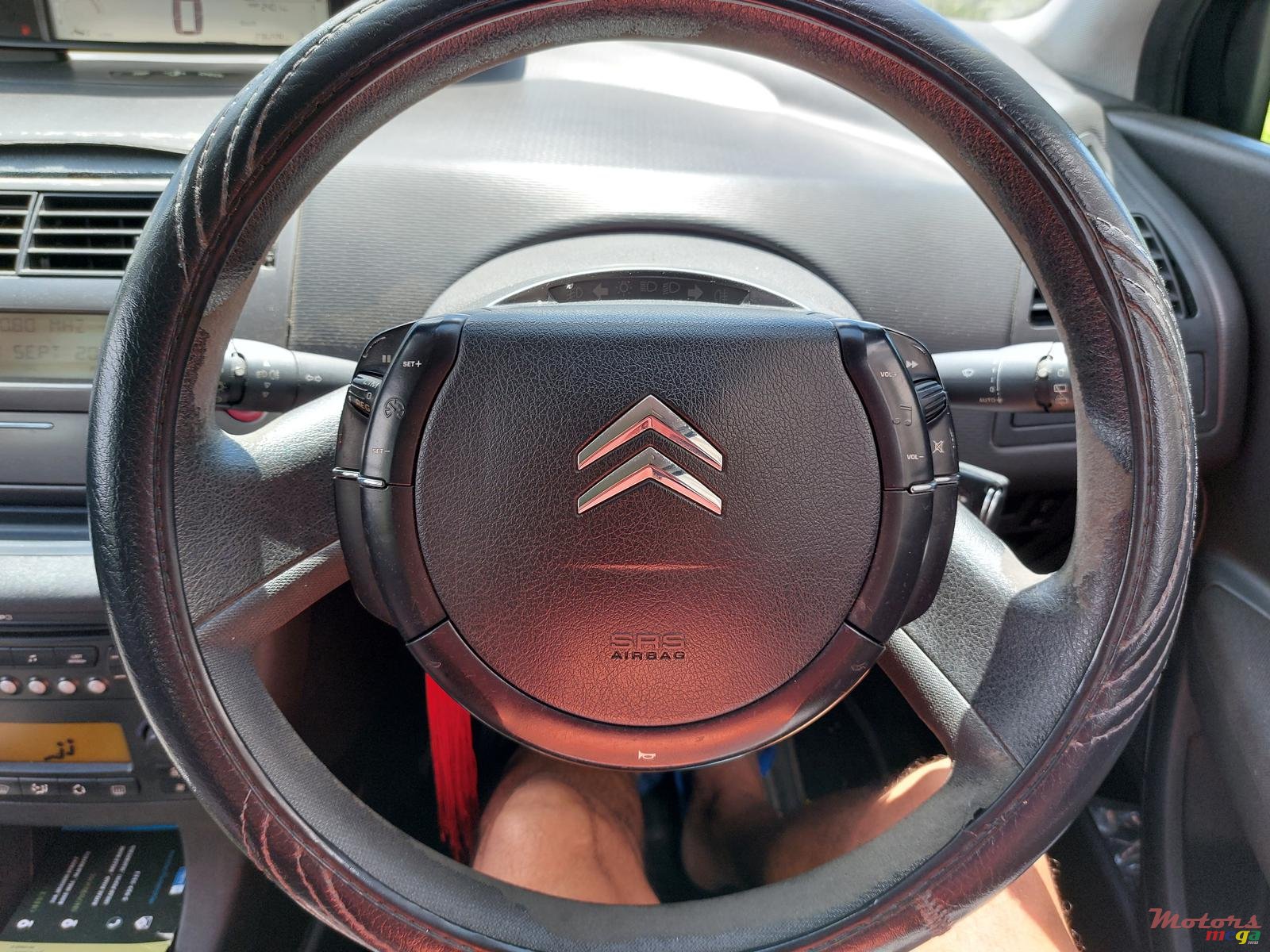 2009' Citroen C4 photo #6