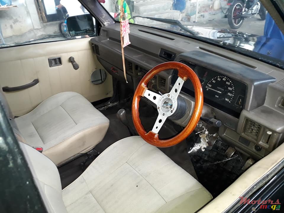 1995' Mitsubishi L200 photo #5