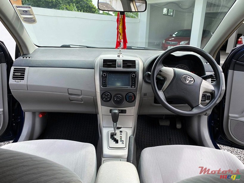 2007' Toyota Corolla Axio Auto 1.5L JAPAN photo #3