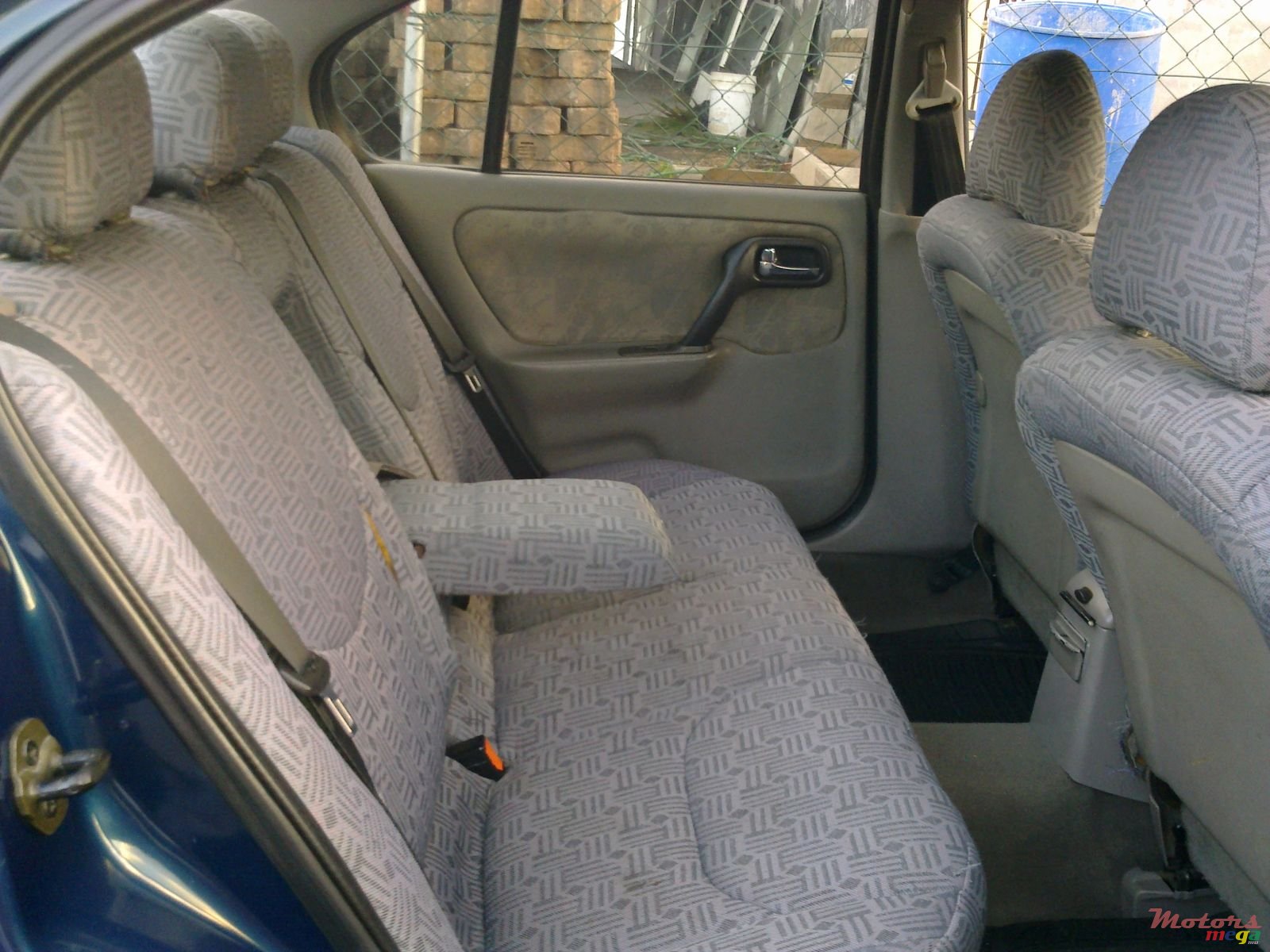 2000' Nissan Primera photo #5