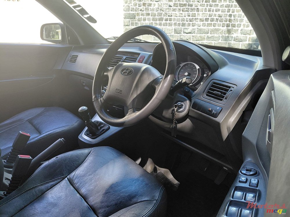 2007' Hyundai Tucson photo #5