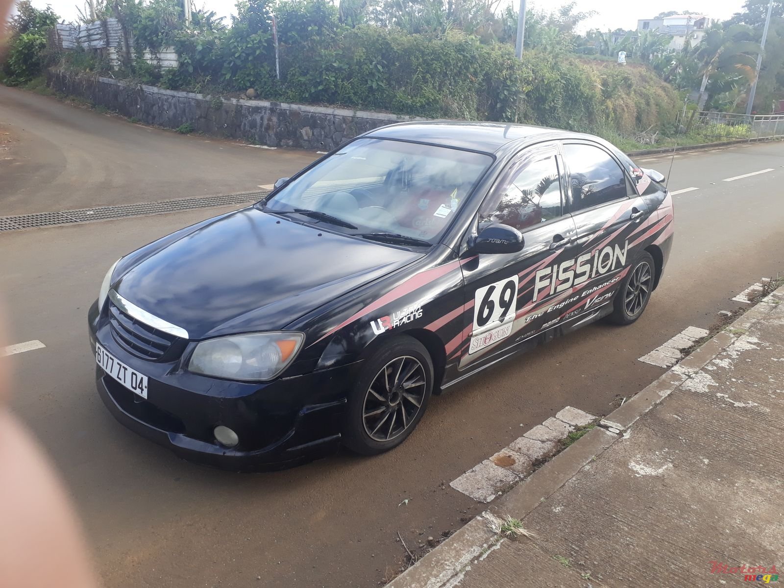 2004' Kia Cerato Sports photo #4