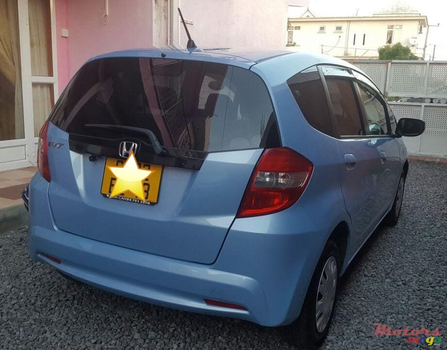 2013' Honda Fit photo #3