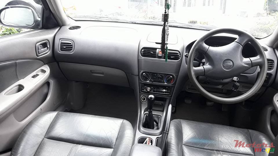 1999' Nissan Sunny photo #4
