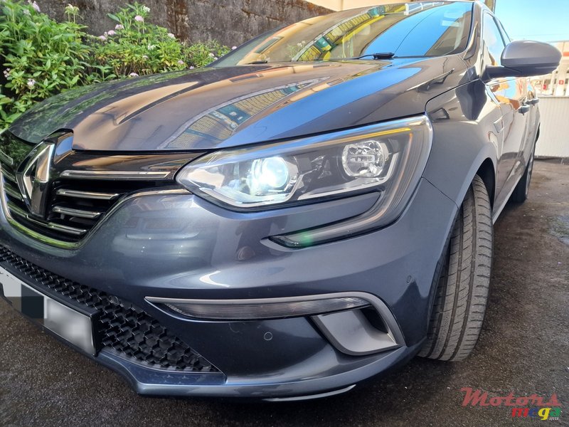 2017' Renault Megane photo #1