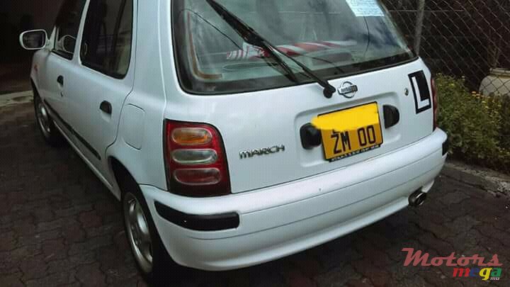 2000' Nissan March photo #1