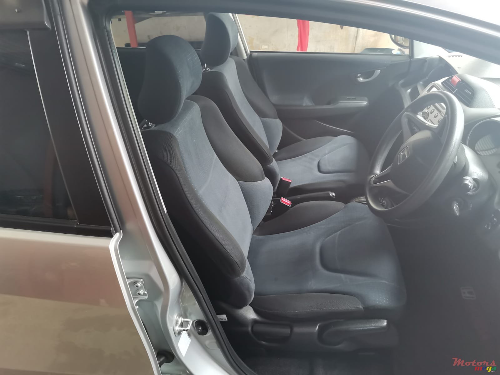 2010' Honda Fit photo #3