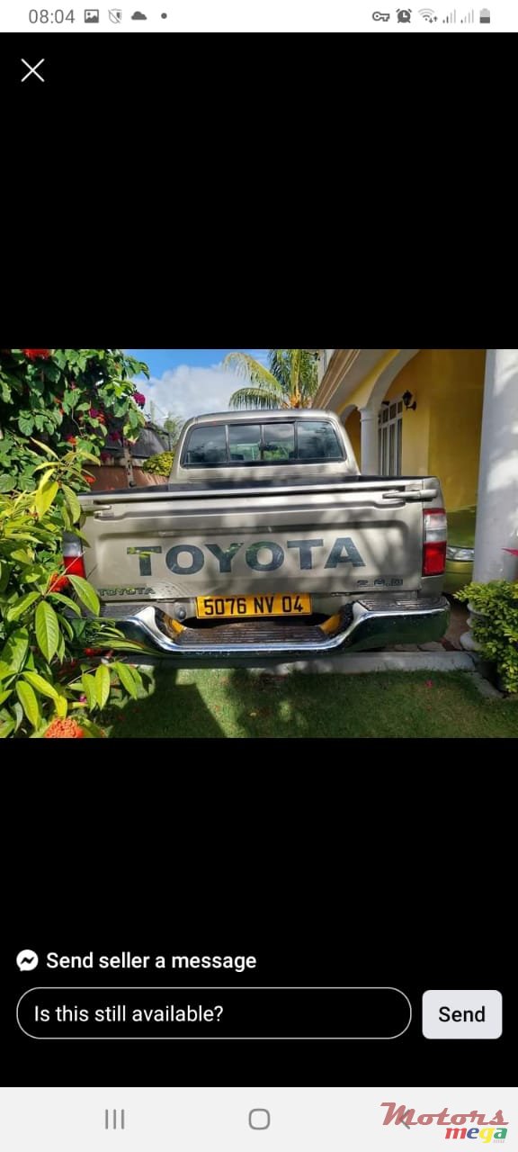2004' Toyota Hilux photo #1