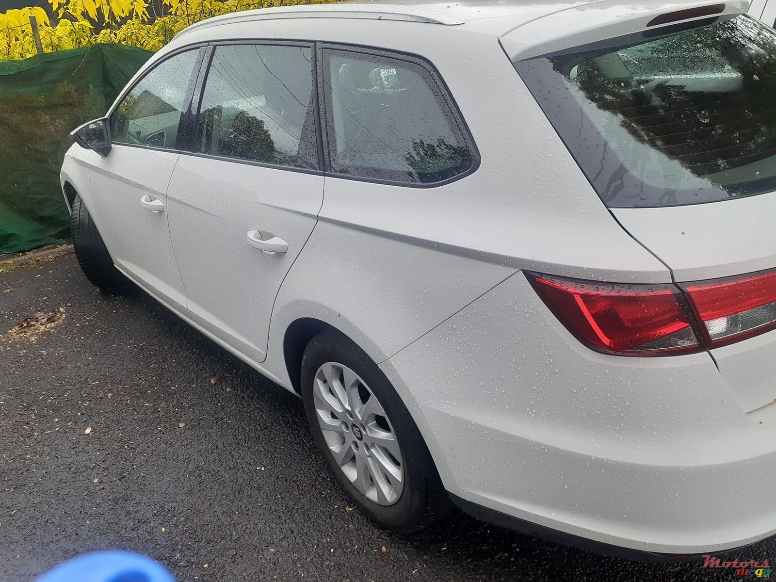 2016' SEAT Leon photo #3