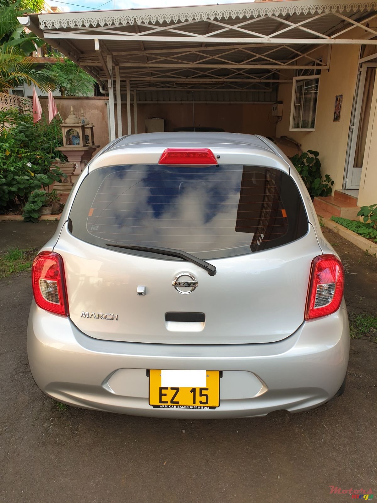 2015' Nissan March photo #2