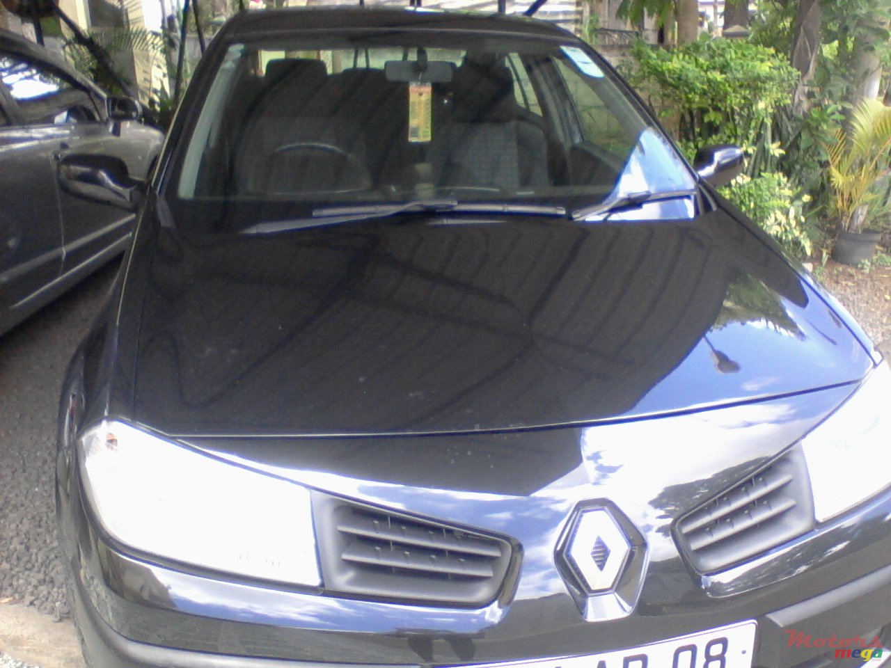 2008' Renault Megane photo #1