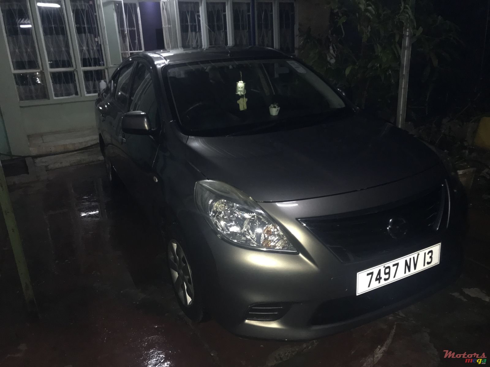 2013' Nissan Almera photo #3