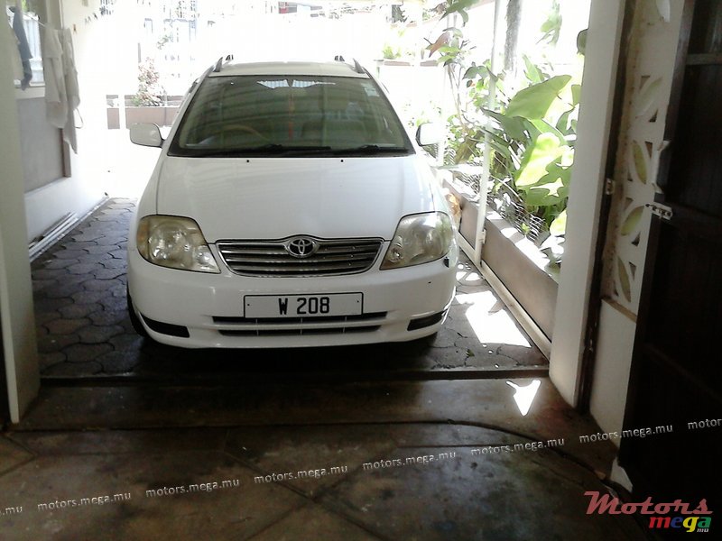 2000' Toyota Fielder photo #1