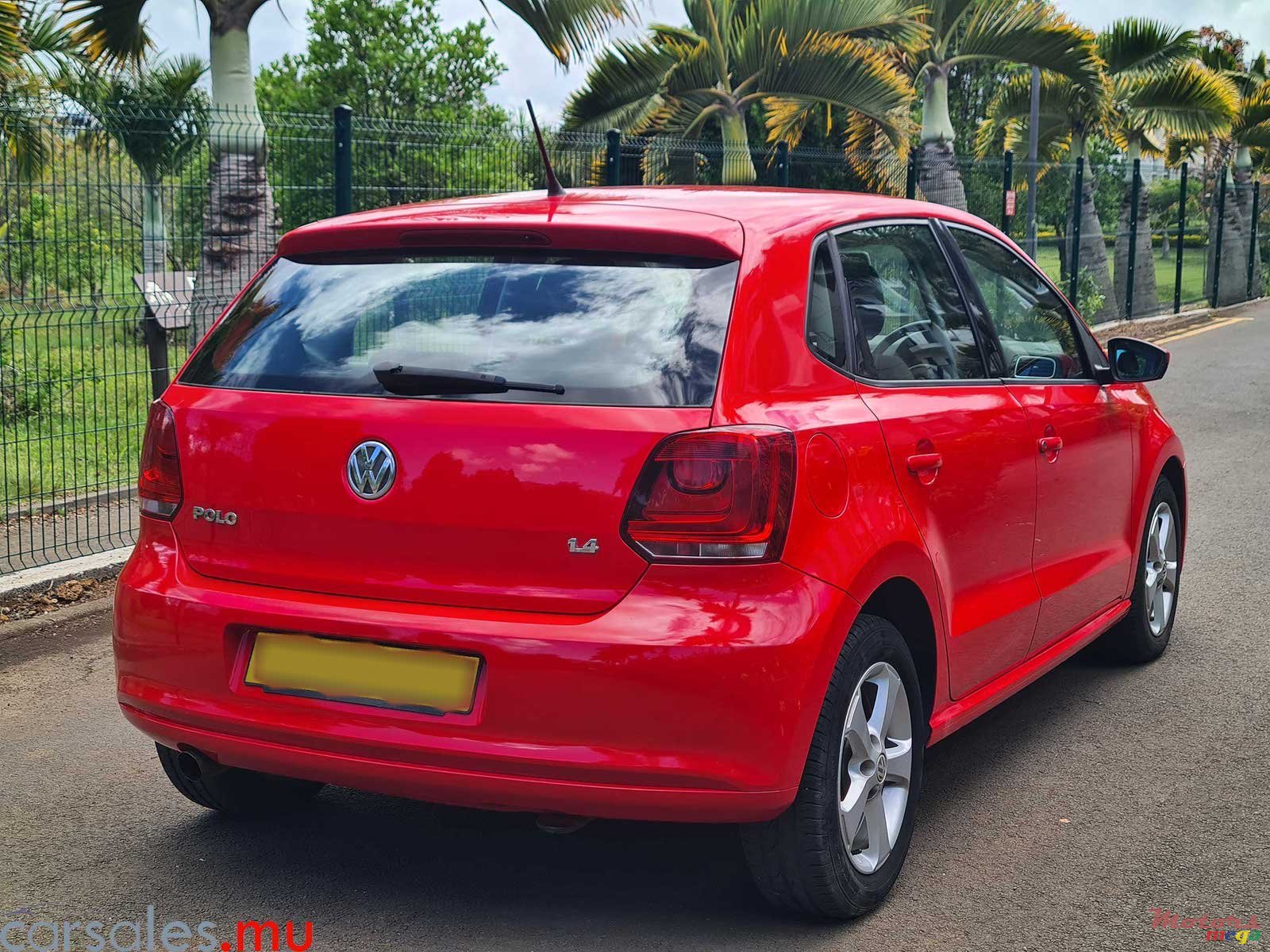 2012' Volkswagen Polo 1.4 FSI photo #4