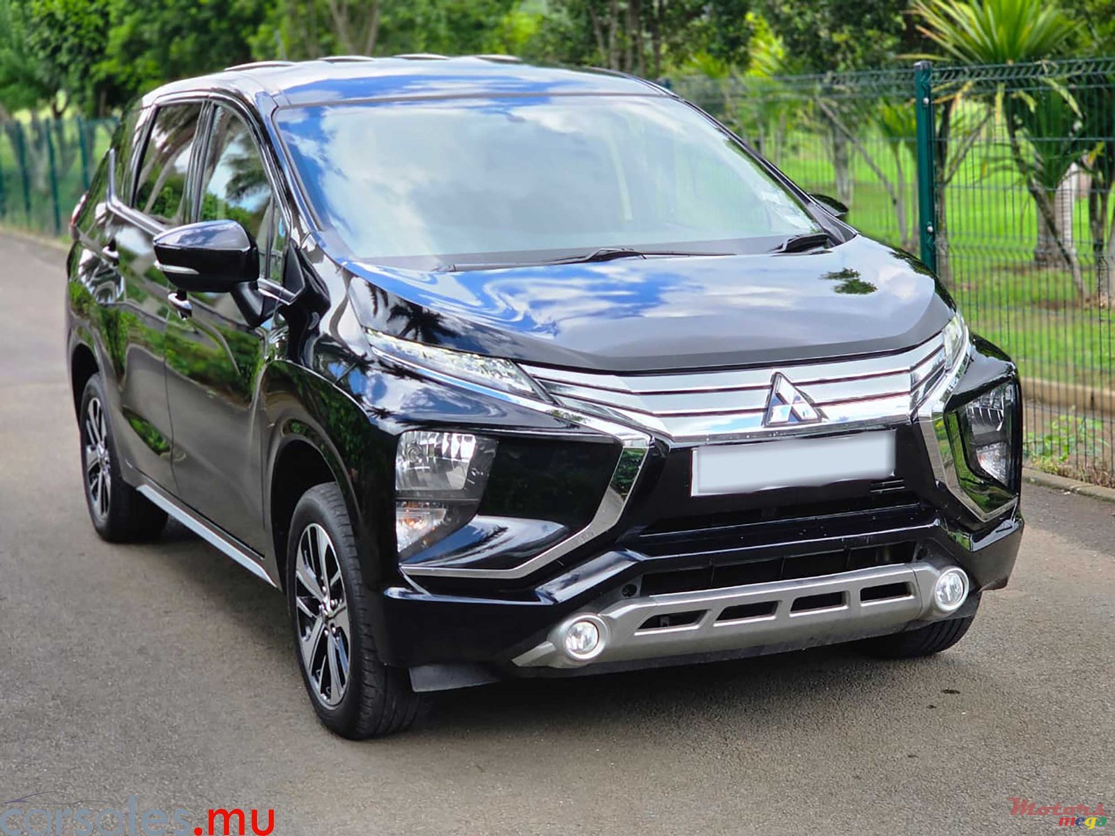 2020' Mitsubishi Xpander GLS 1.5 photo #2