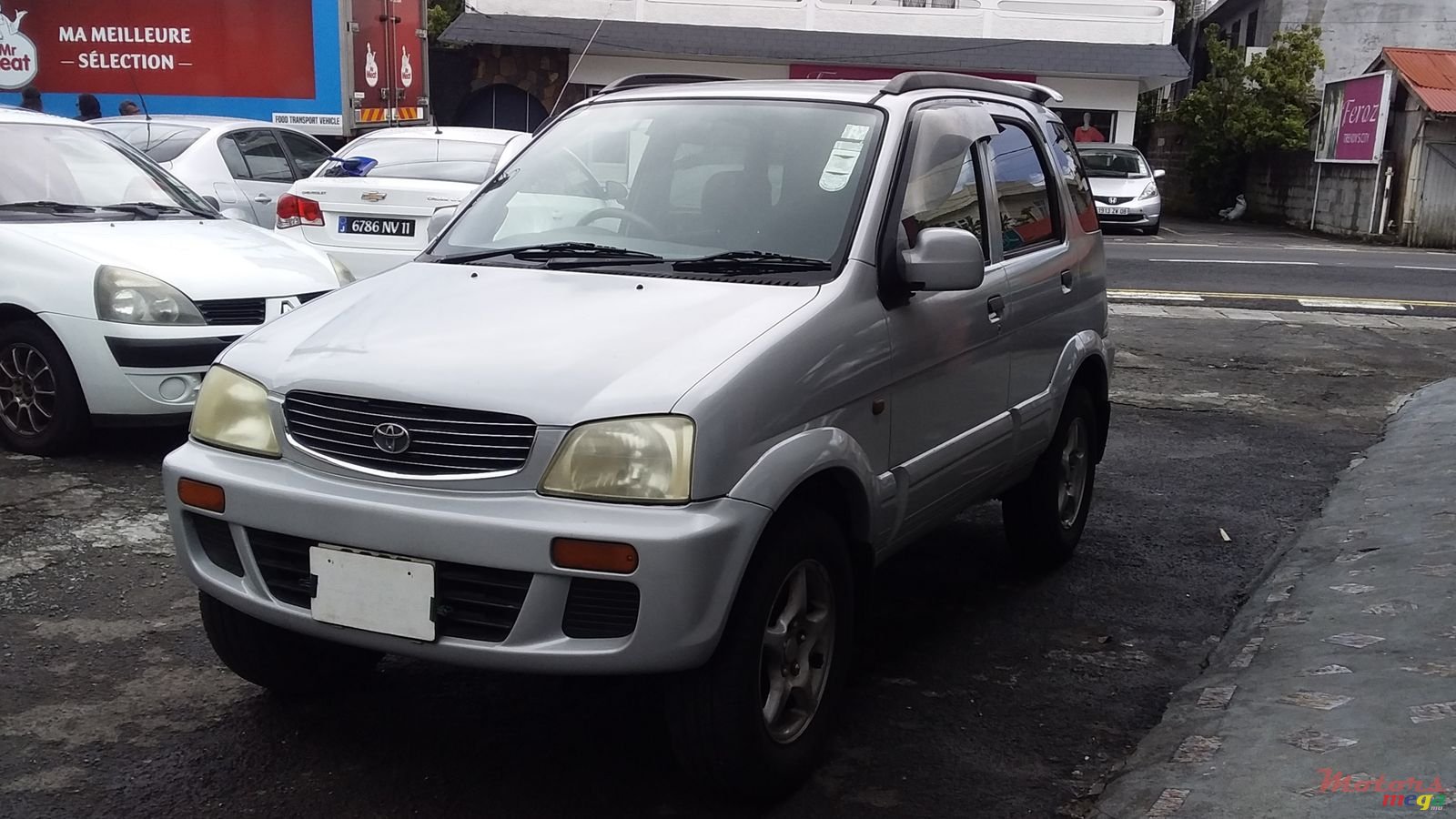 2000' Toyota Cami 4X4 photo #2