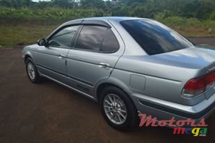 1999' Nissan Sunny photo #1