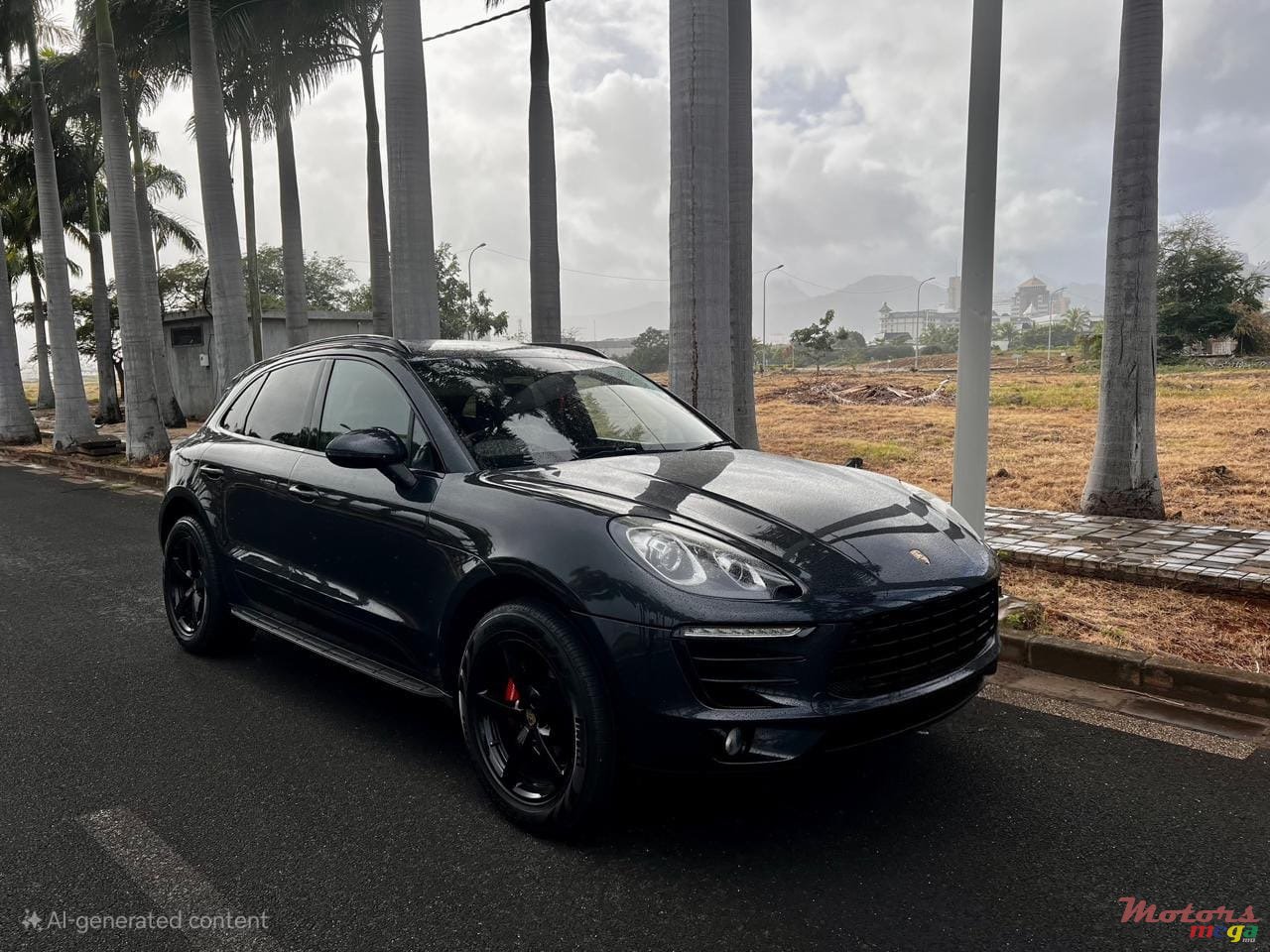 2017' Porsche Macan photo #2