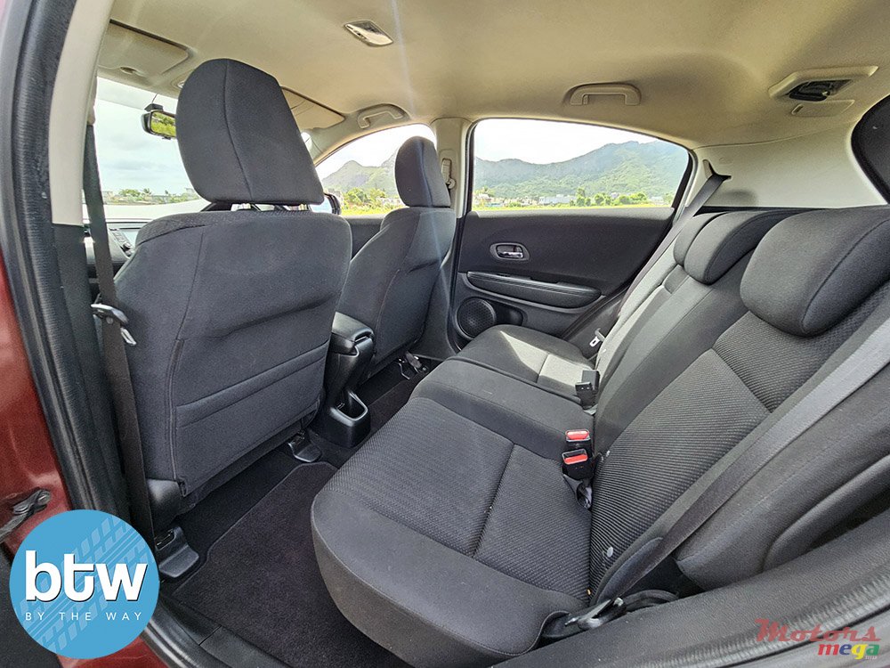 2015' Honda HR-V Comfort photo #5