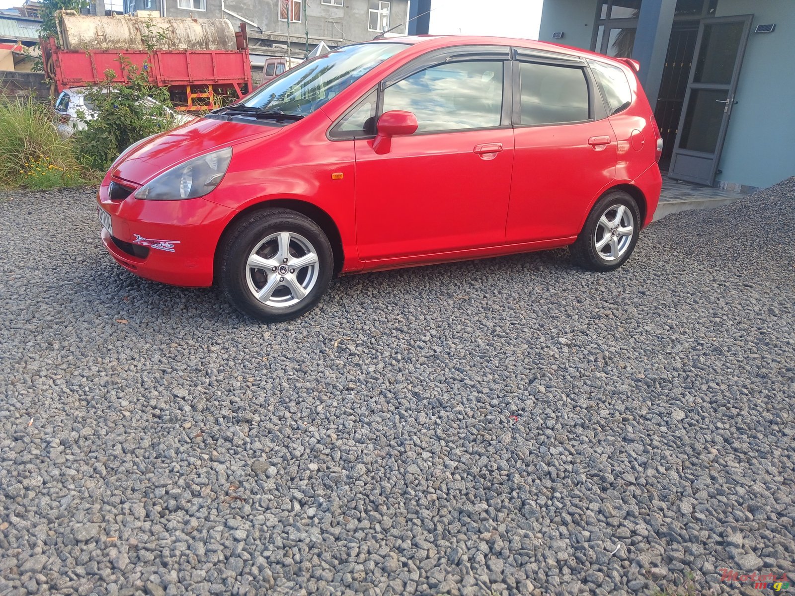 2004' Honda Jazz photo #2