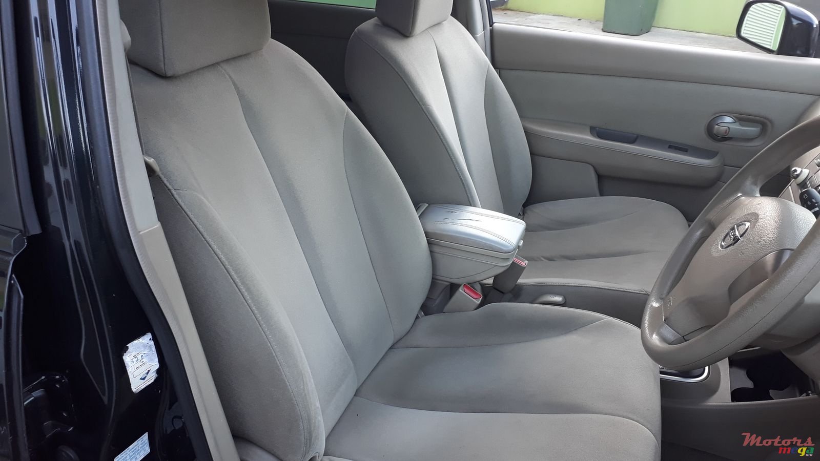 2007' Nissan Tiida photo #4