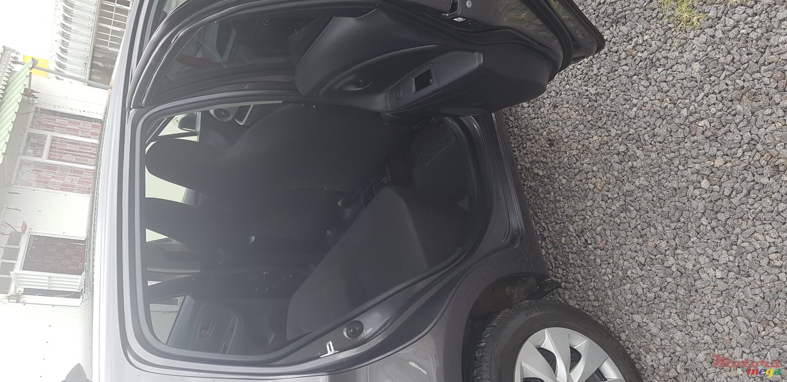 2018' Toyota Vitz No photo #1