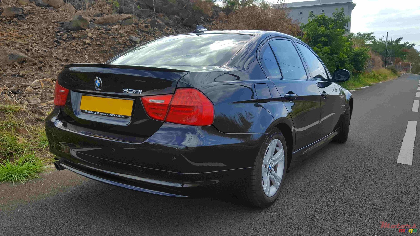 2010' BMW 3 Series E90 Facelift photo #2