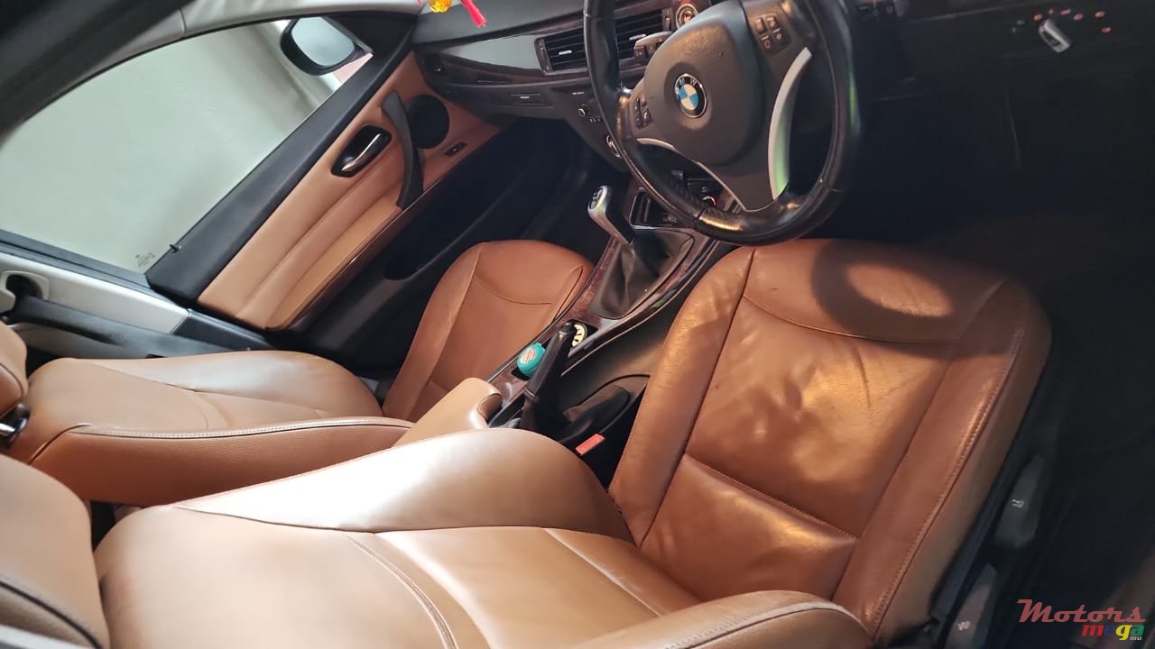 2011' BMW 320 E90 straight exhaust photo #7