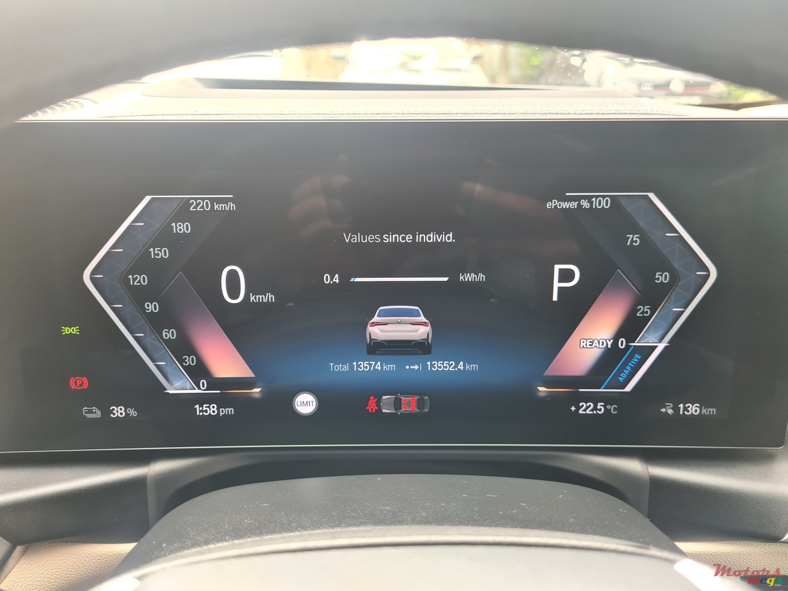 2022' BMW i4 40 eDrive photo #7