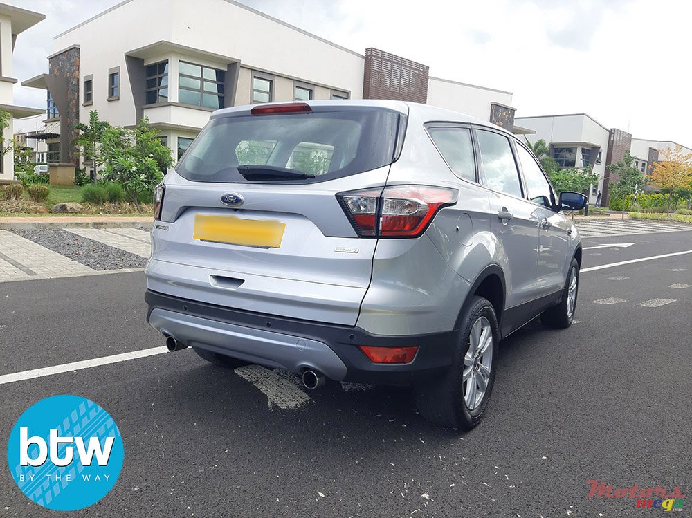 2017' Ford Kuga photo #4