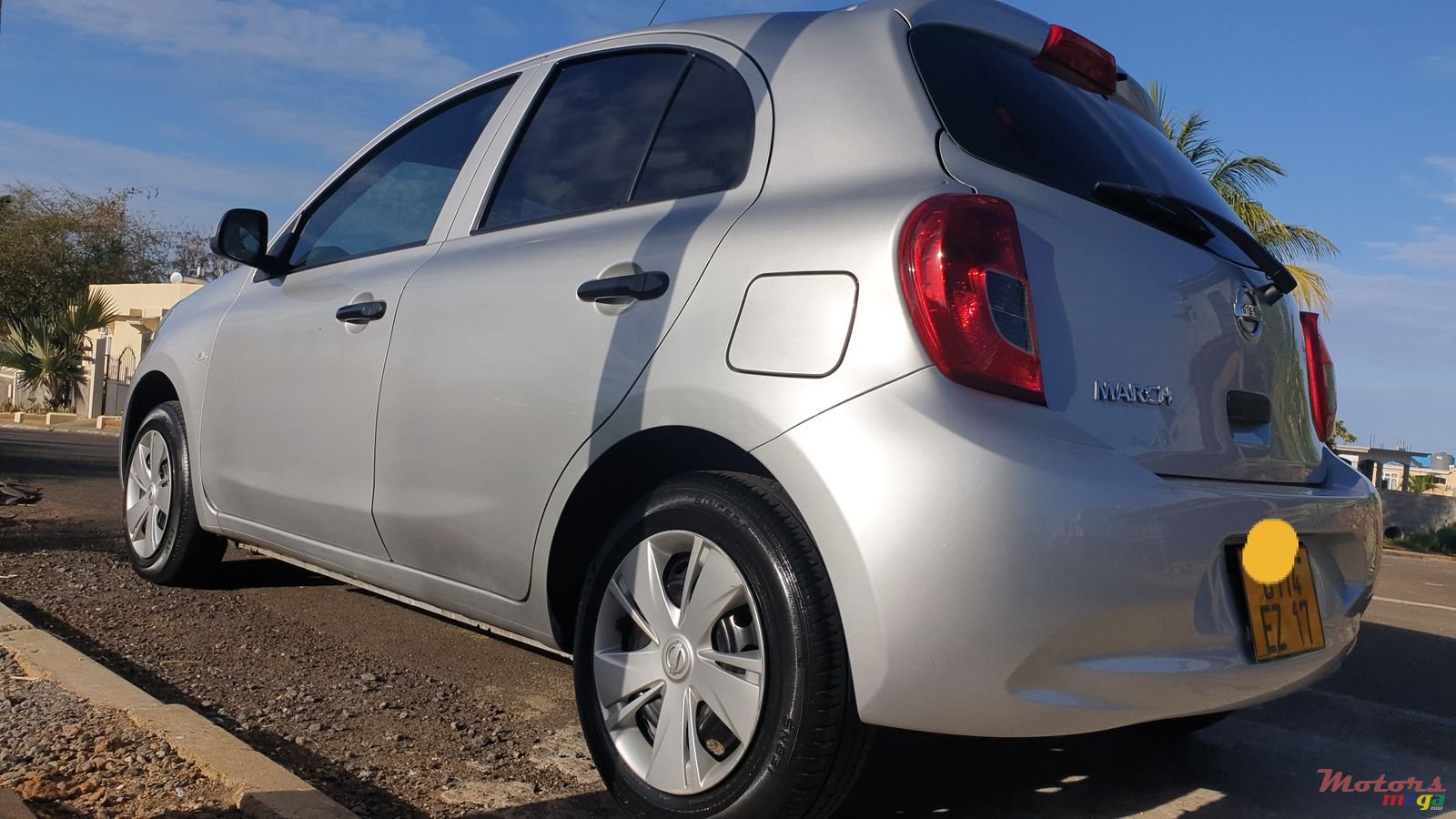 2017' Nissan photo #2