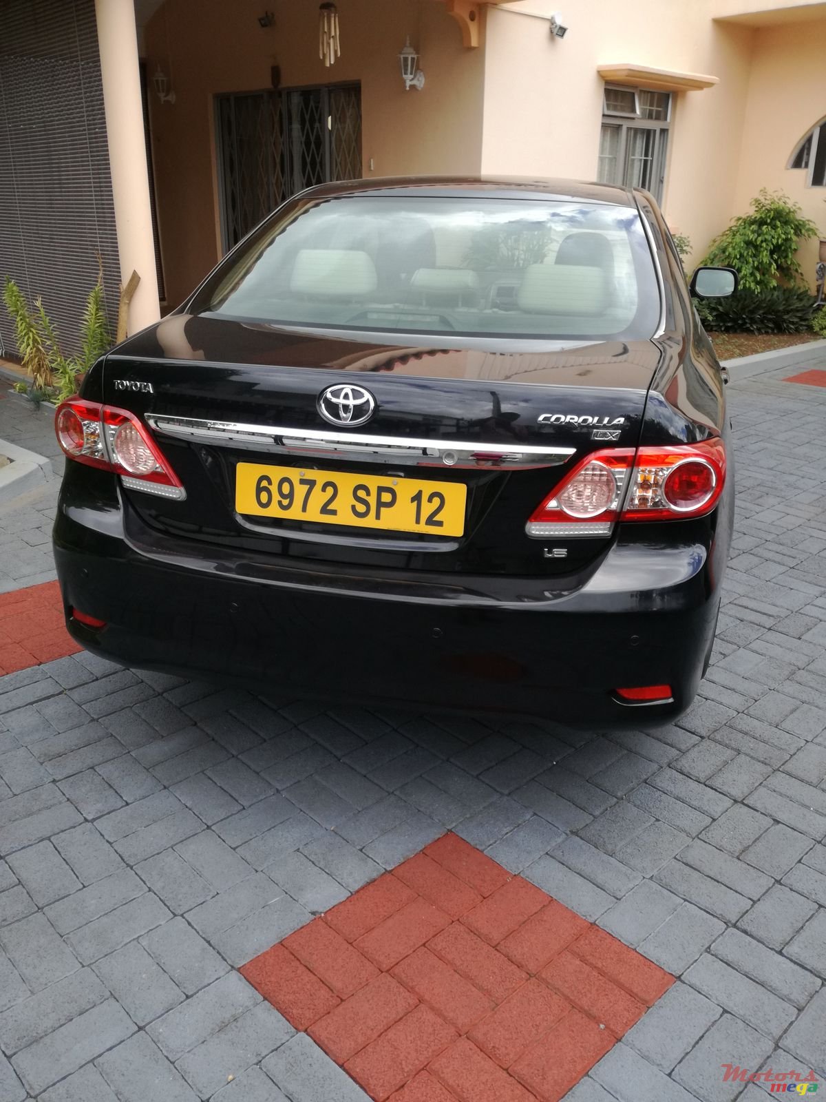 2012' Toyota Corolla photo #2