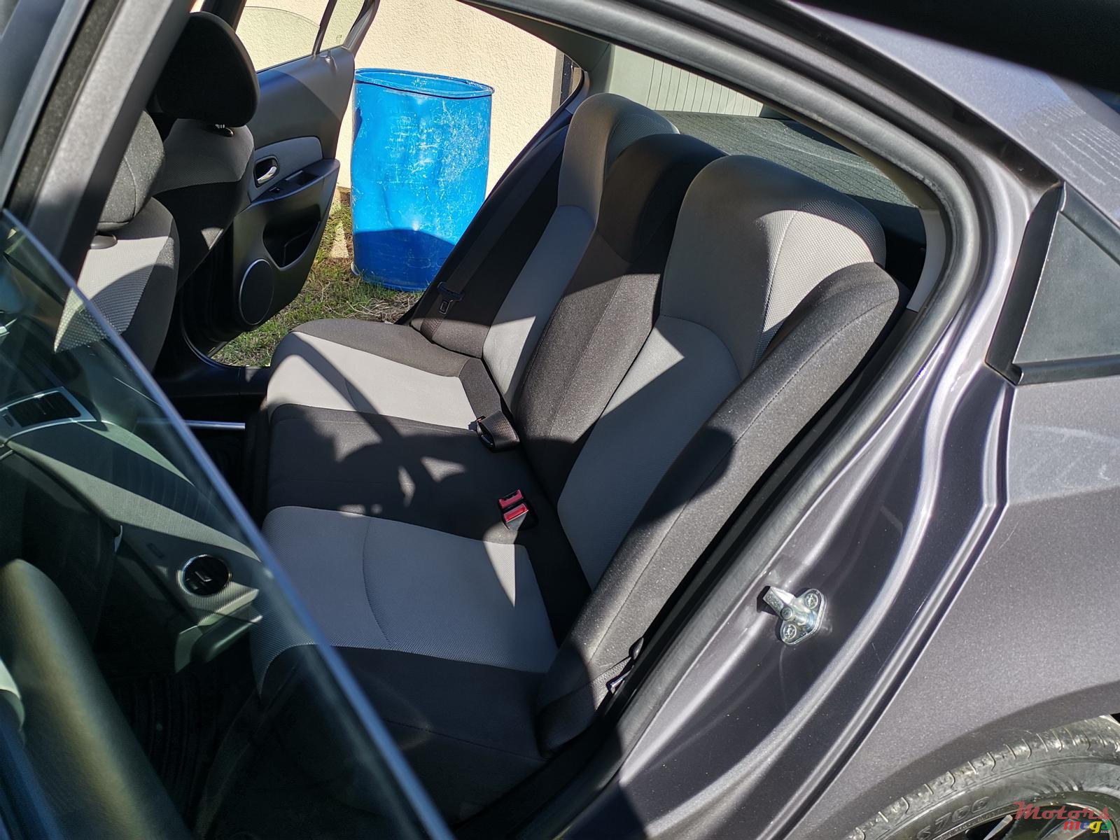 2013' Chevrolet Cruze Body kit (4 mufflers at rear) photo #2